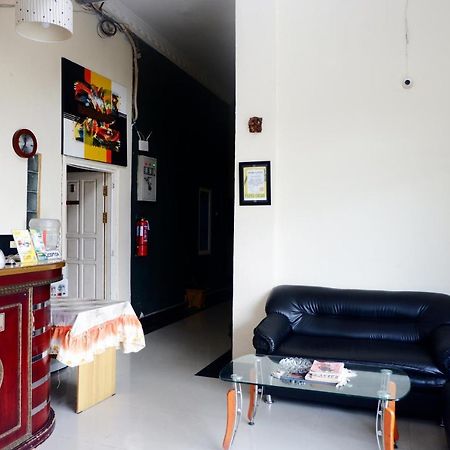 Olive Guest House Bumi Mas Raya Banjarmasin  Exterior foto